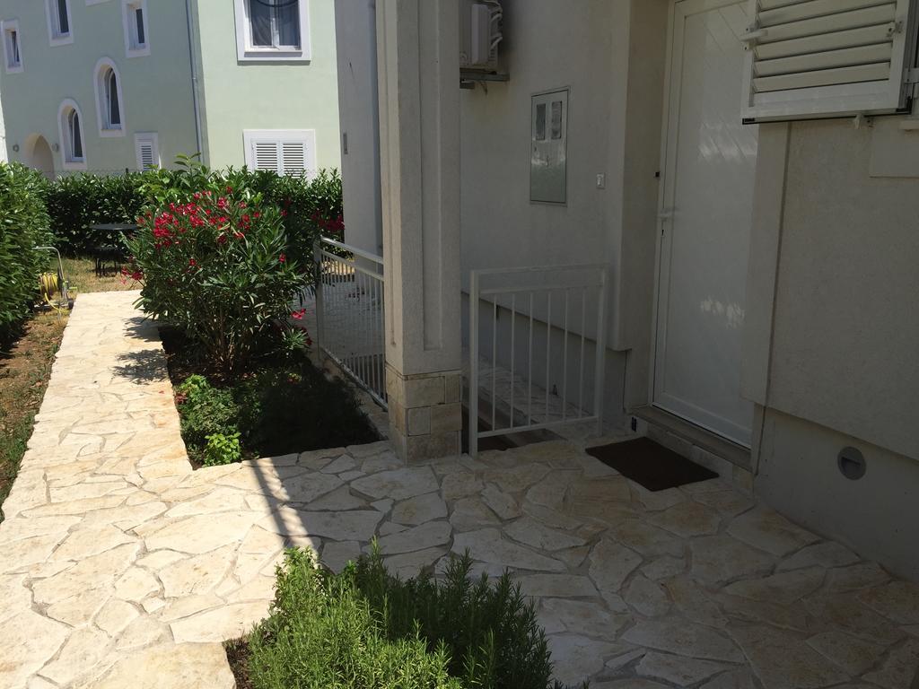 Apartments Villa Tribunj Tribalj Exteriér fotografie