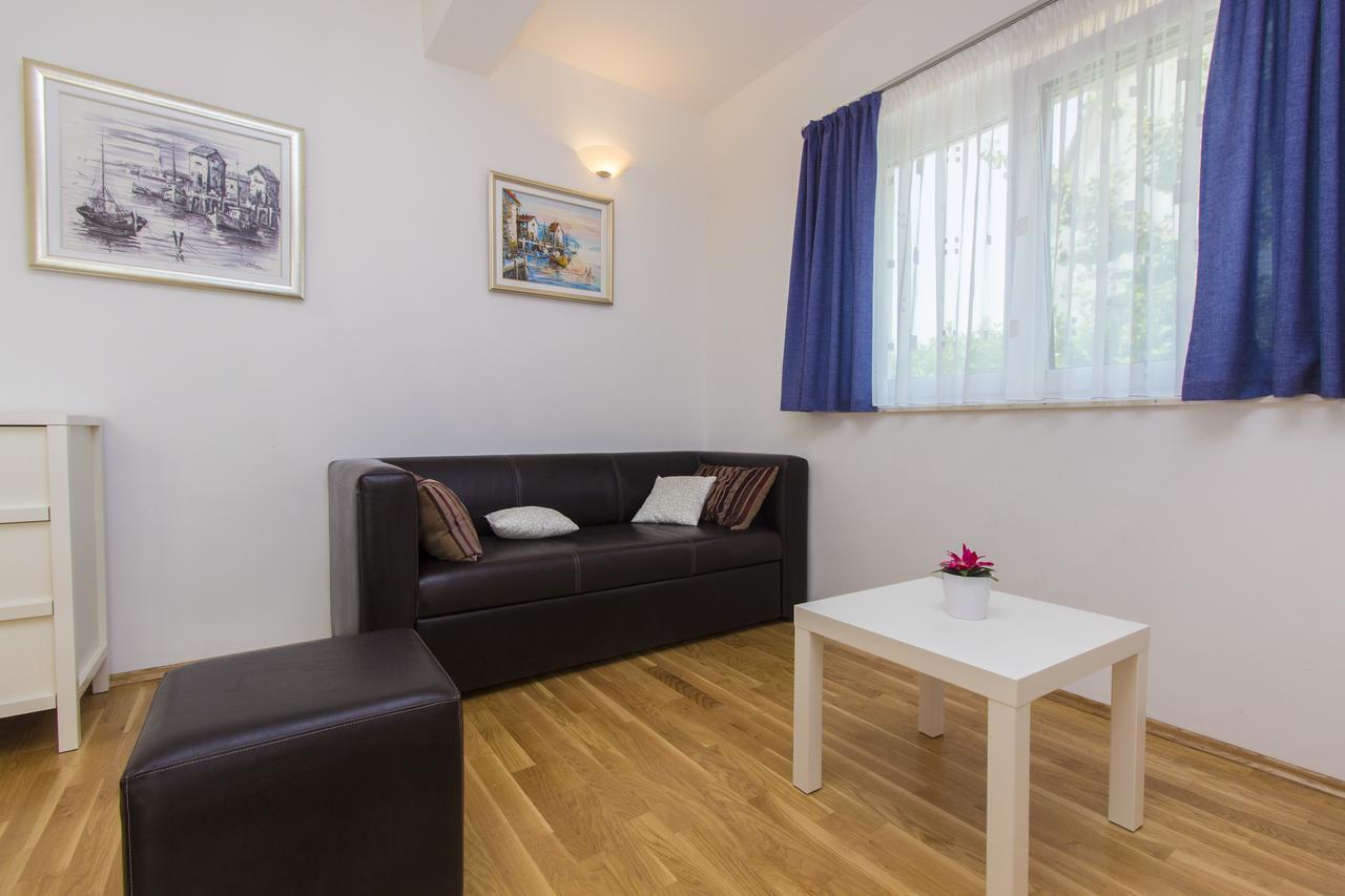 Apartments Villa Tribunj Tribalj Exteriér fotografie